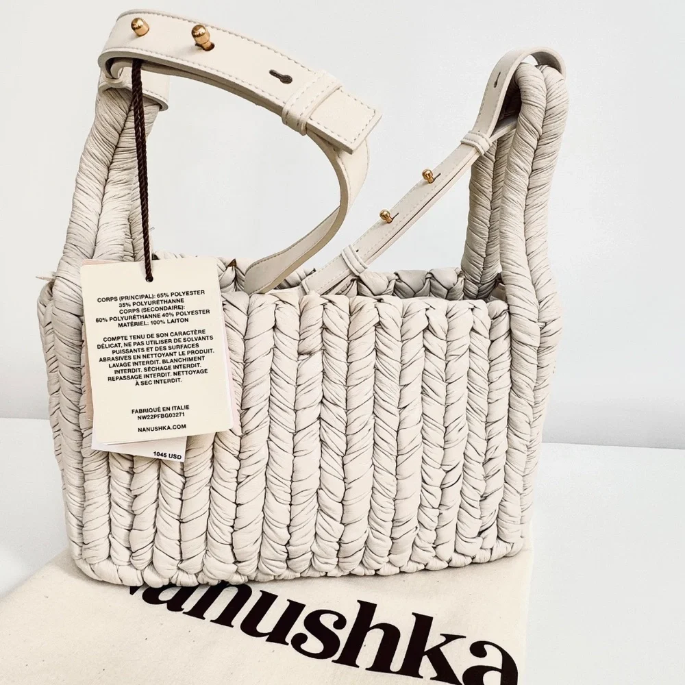 Nanushka nanuska busket